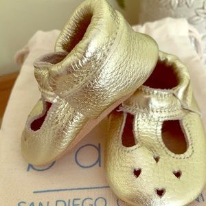 Genuine leather baby moccasins